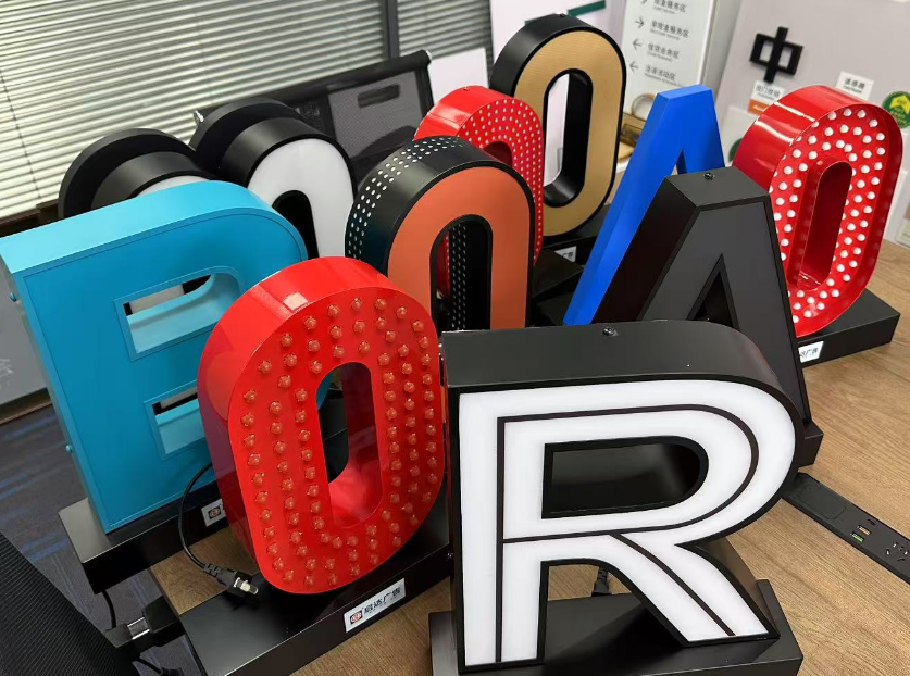 20年積淀的連鎖門店門頭發光字招牌定制專家，全流程安心服務更靠譜。