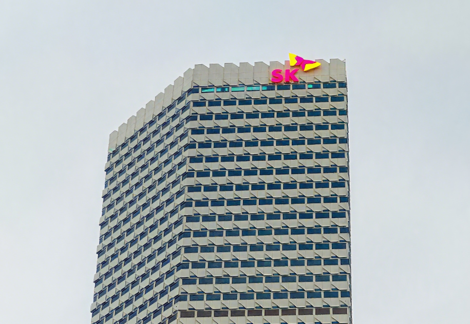 十大幕墻發光字廠家推薦-超高層/高鐵機場/總部大樓都選它